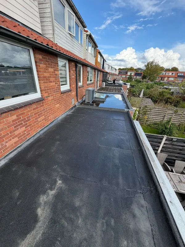 Plat dak in Culemborg door VV Klussen